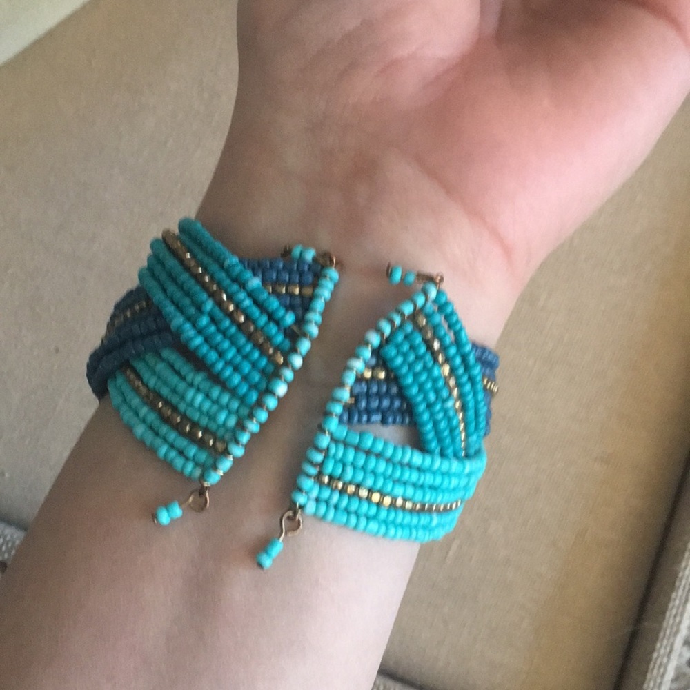 🌟 HP!🌟 Beaded Cuff Bracelet - Picture 3 of 3